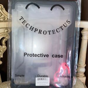 TechProtectus Gray Protective Laptop Case